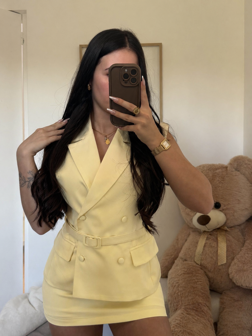 ENSEMBLE "NAÏA" BLAZER CEINTRÉ JUPE JAUNE PASTEL